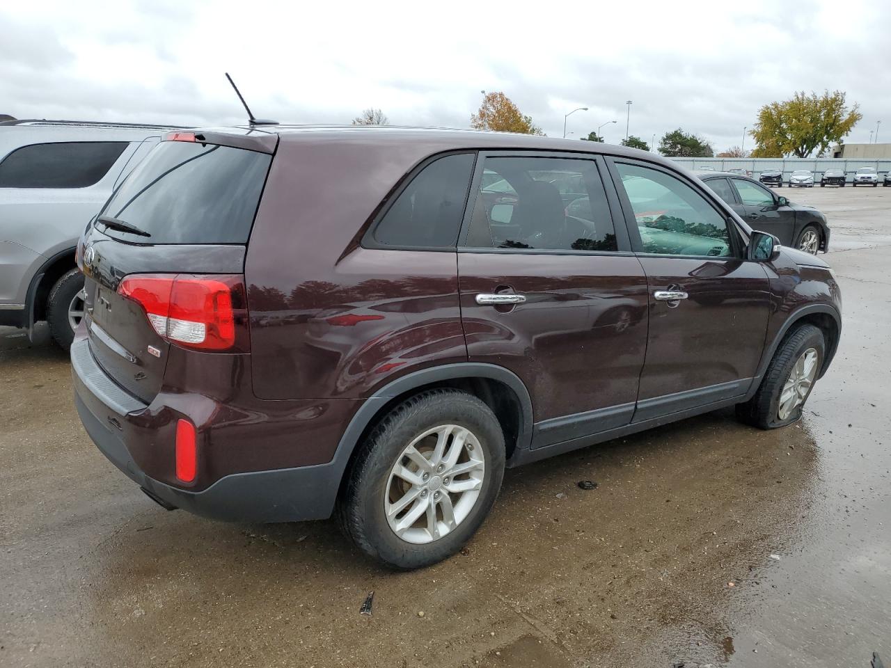 2015 Kia Sorento - Image 3