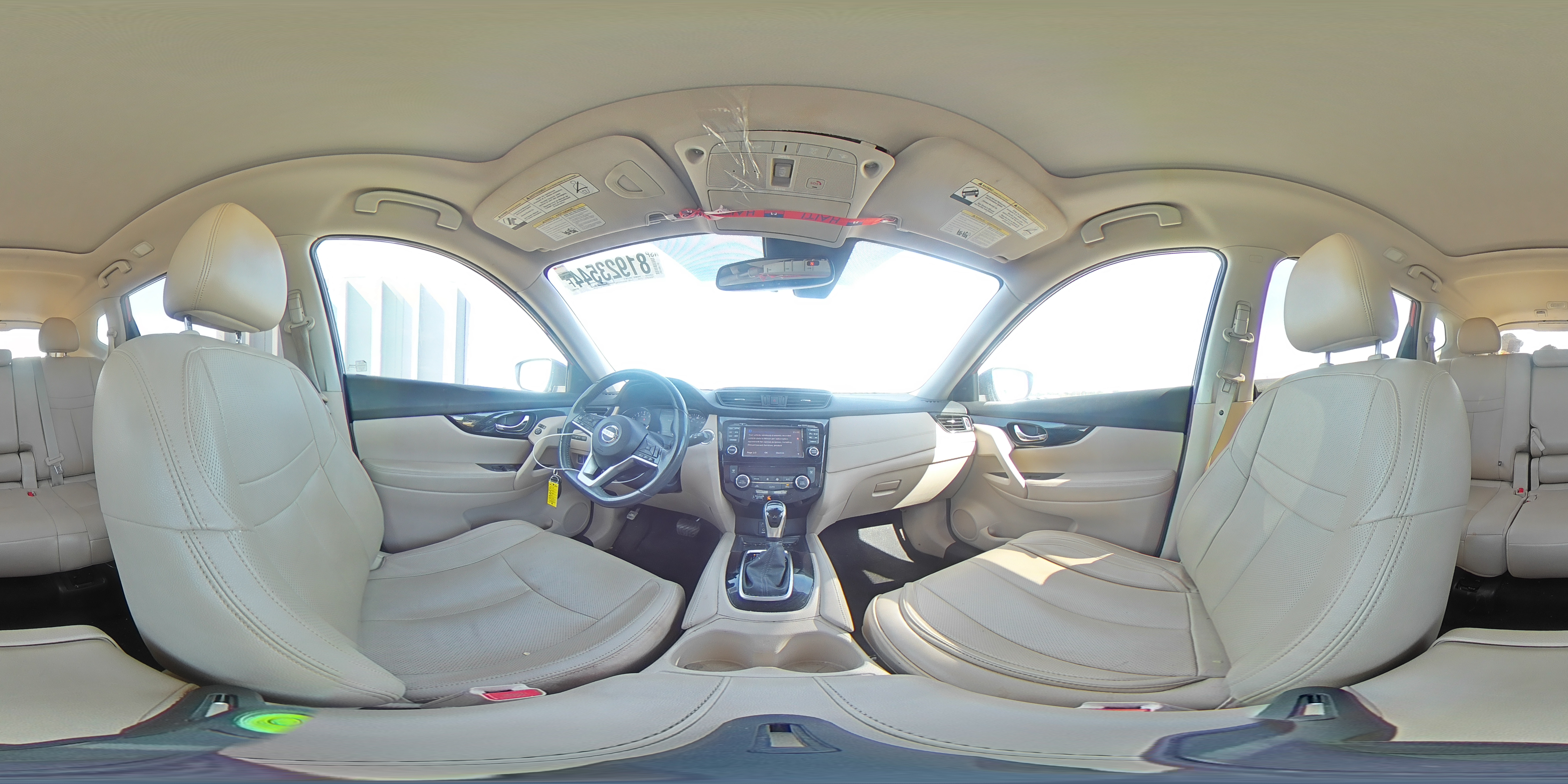 2017 Nissan Rogue - Image 14