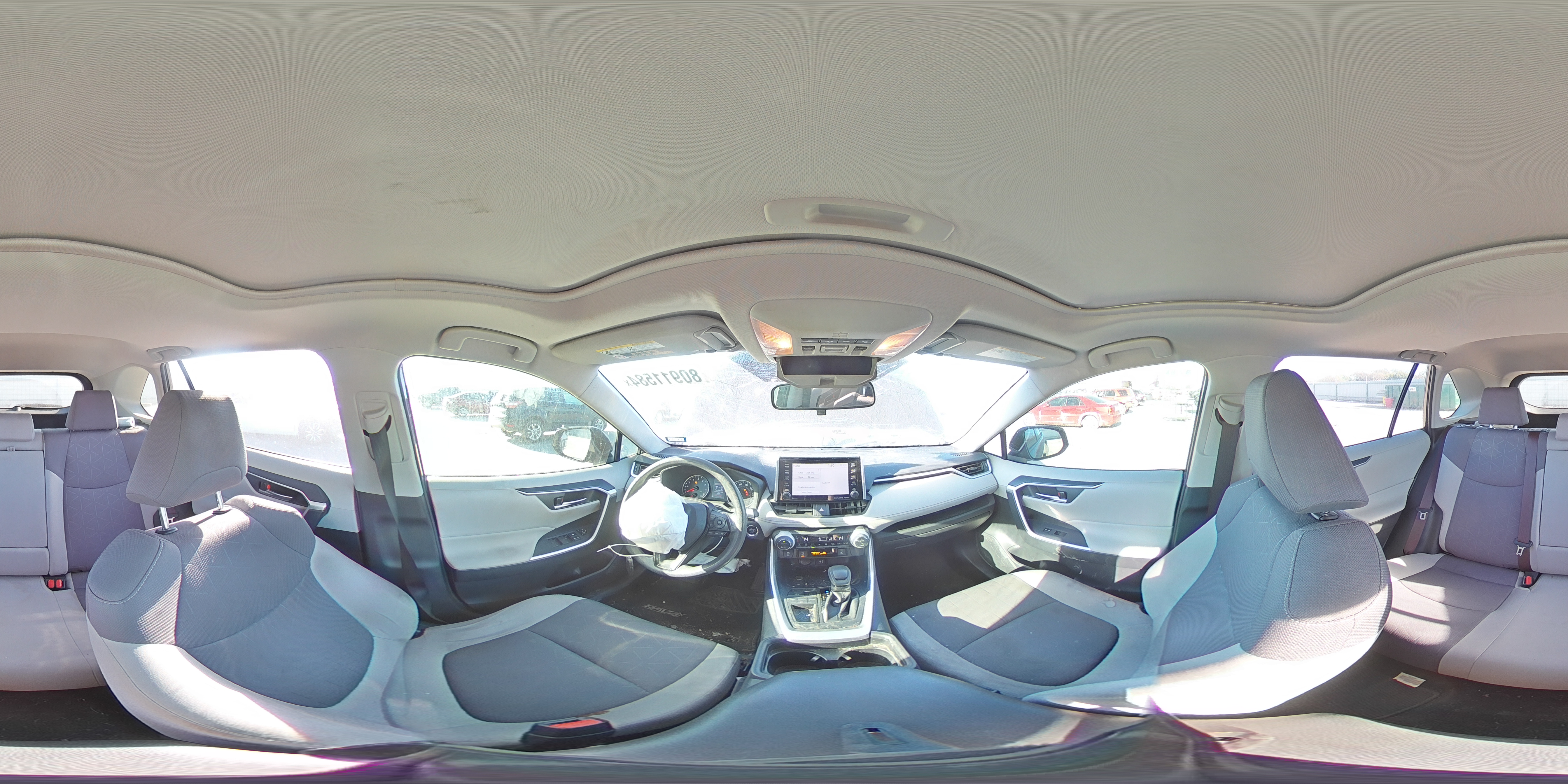 2019 Toyota RAV 4 - Image 13