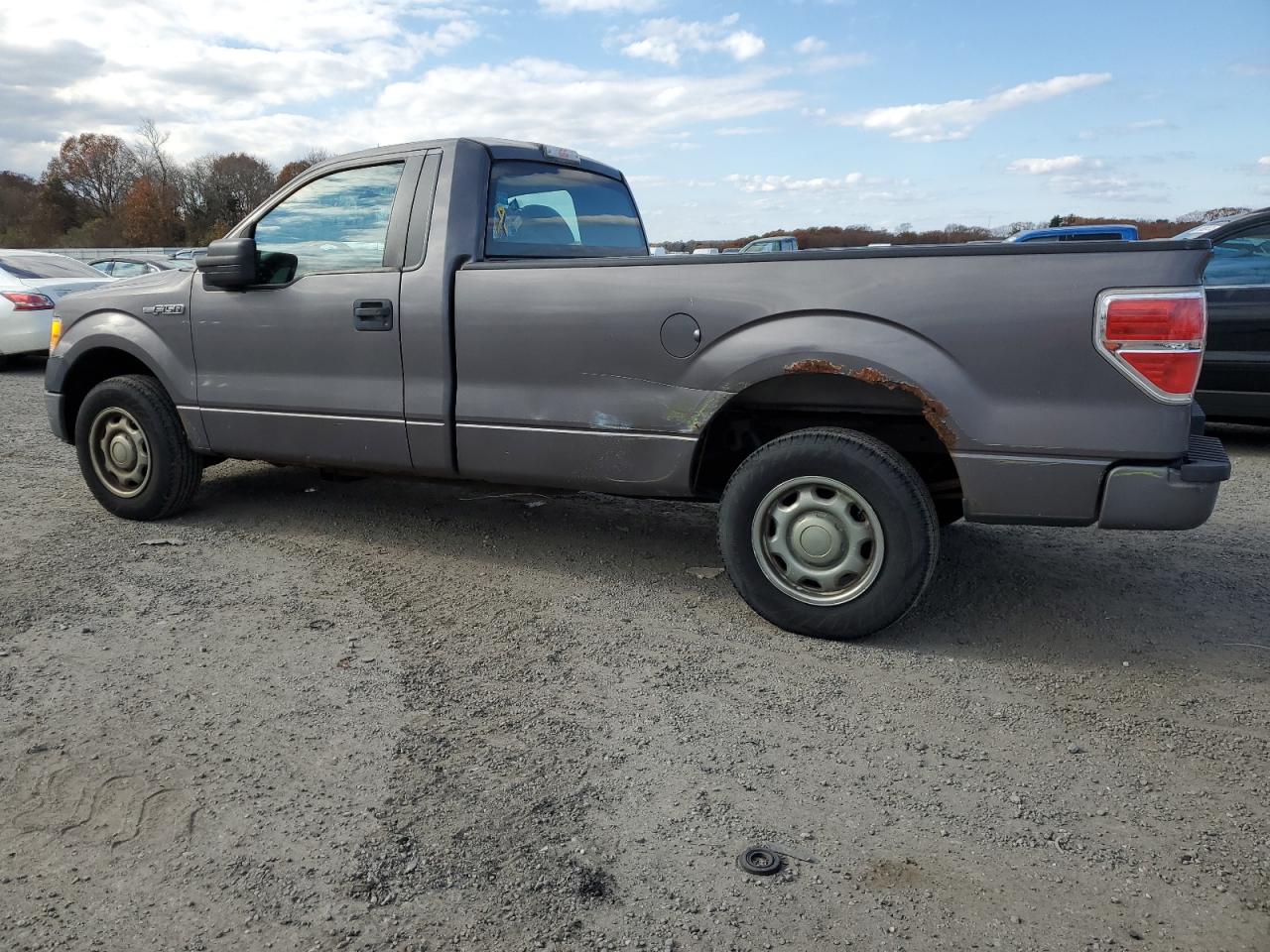 2011 Ford F-150 - Image 2