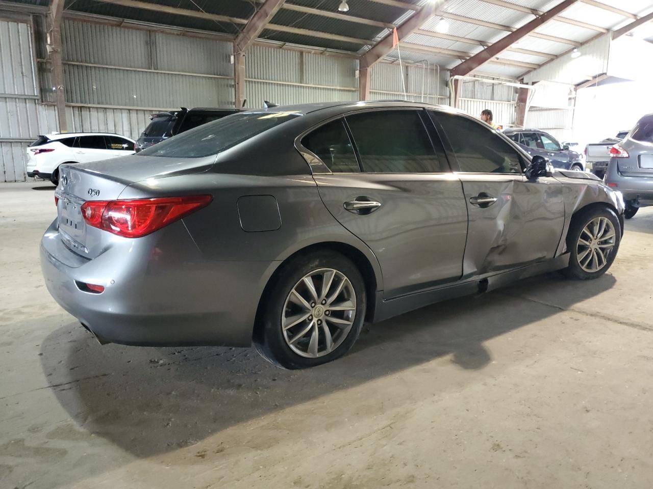 2015 Infiniti Q50 - Image 3