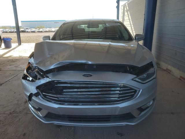  FORD FUSION 2017 Серебристый