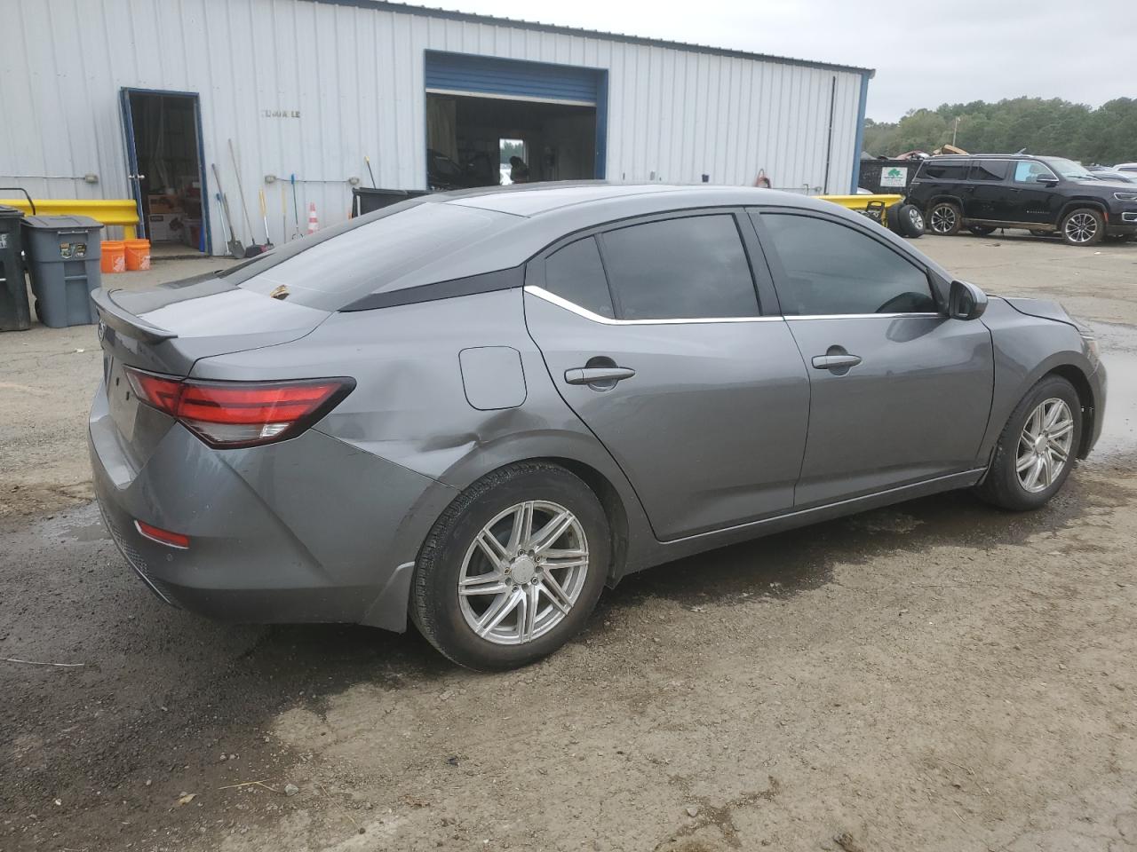 2021 Nissan Sentra - Image 3