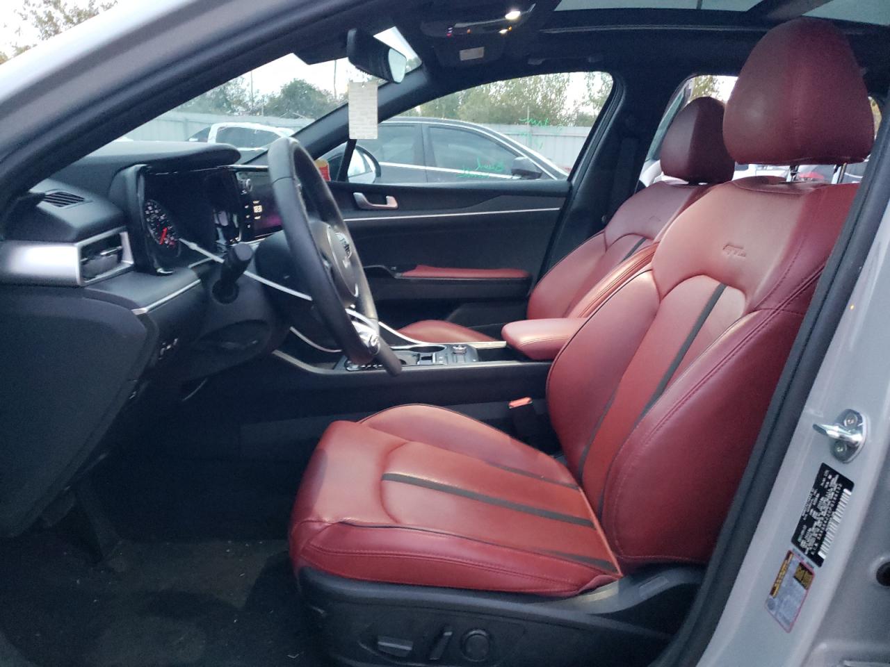 2023 Kia K5 - Image 7
