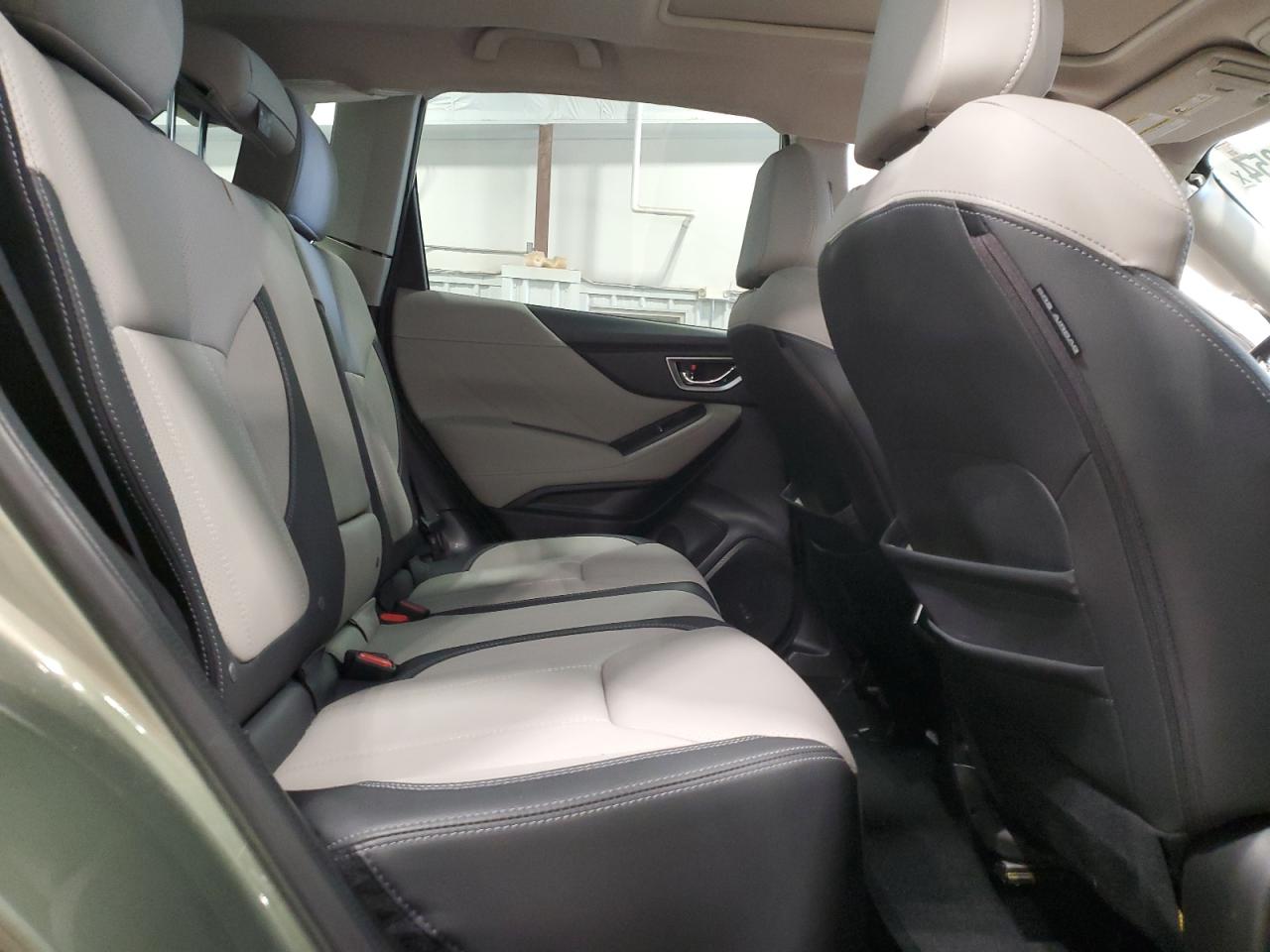 2020 Subaru Forester - Image 10
