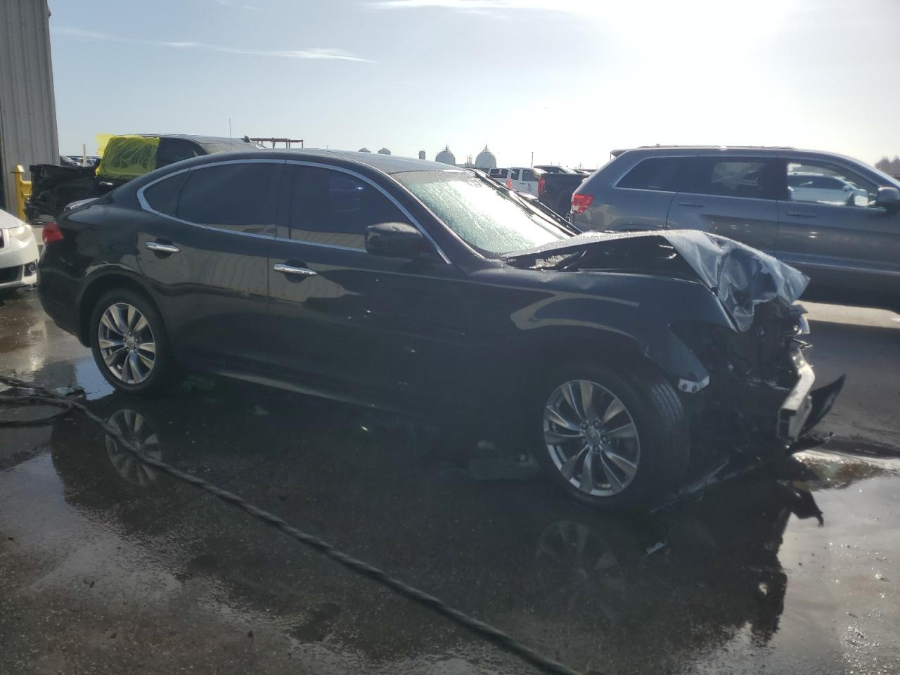 2013 Infiniti M - Image 4
