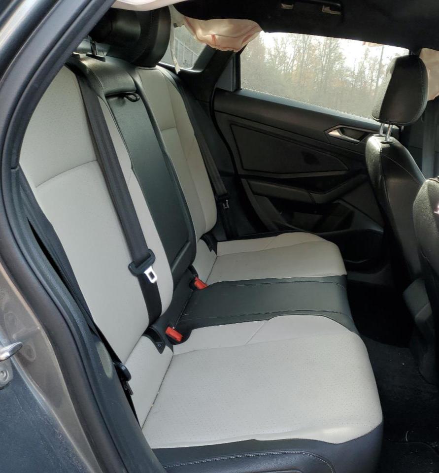 2020 Volkswagen Jetta - Image 10
