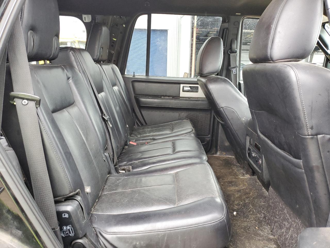 2017 Ford Expedition - Image 11