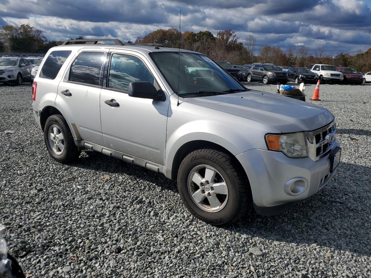 2011 Ford Escape - Image 4