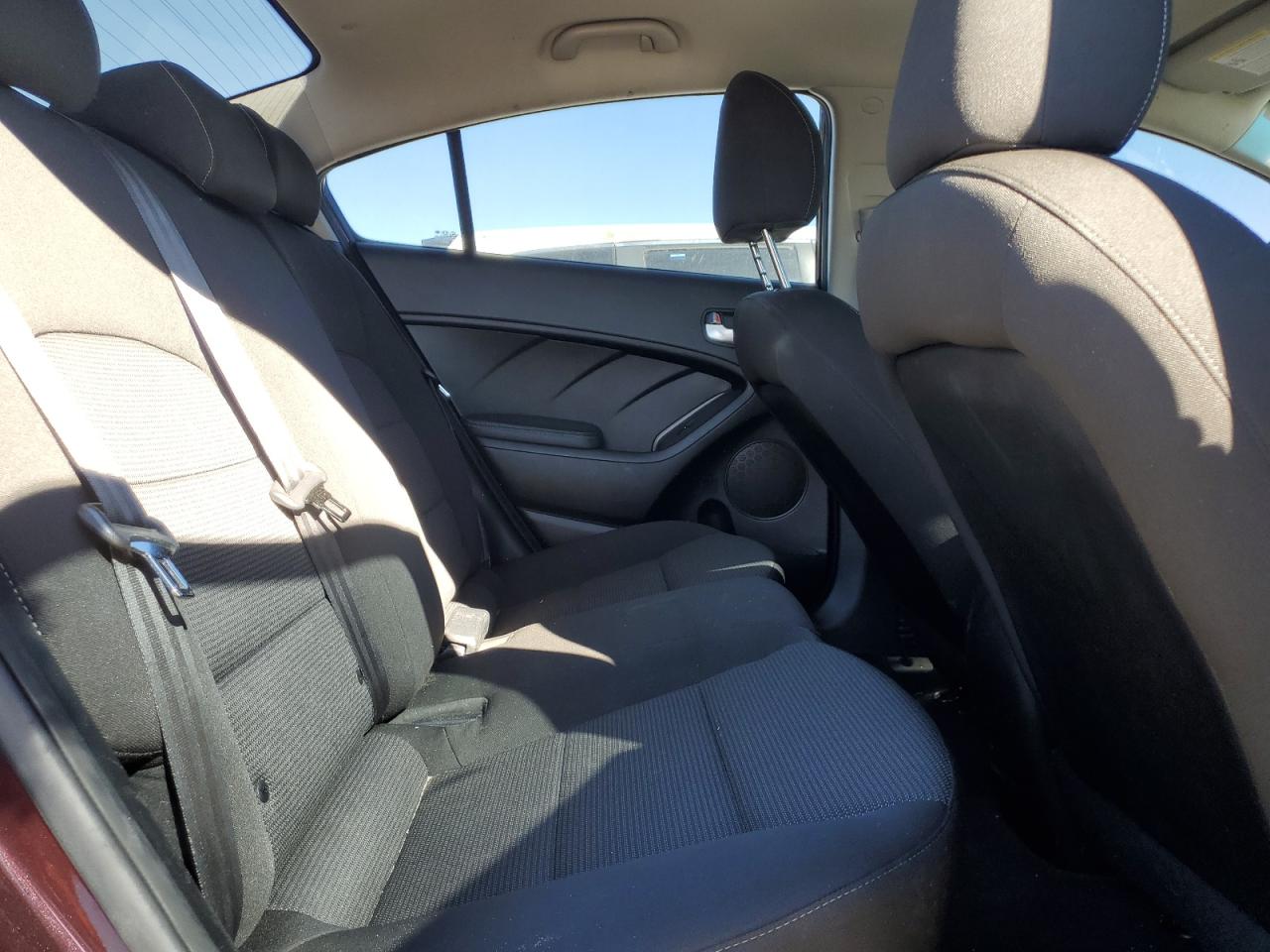 2018 Kia Forte - Image 10