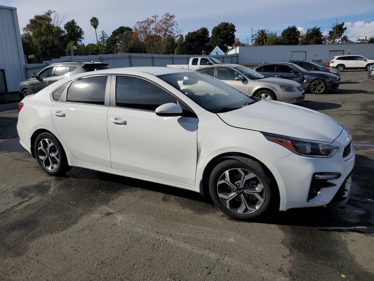 VIN 3KPF24AD3KE095080 2019 KIA FORTE no.4