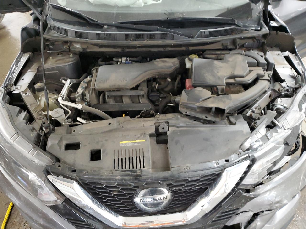 2020 Nissan Rogue - Image 12