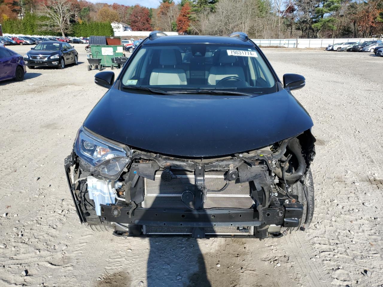 2018 Toyota RAV 4 - Image 5