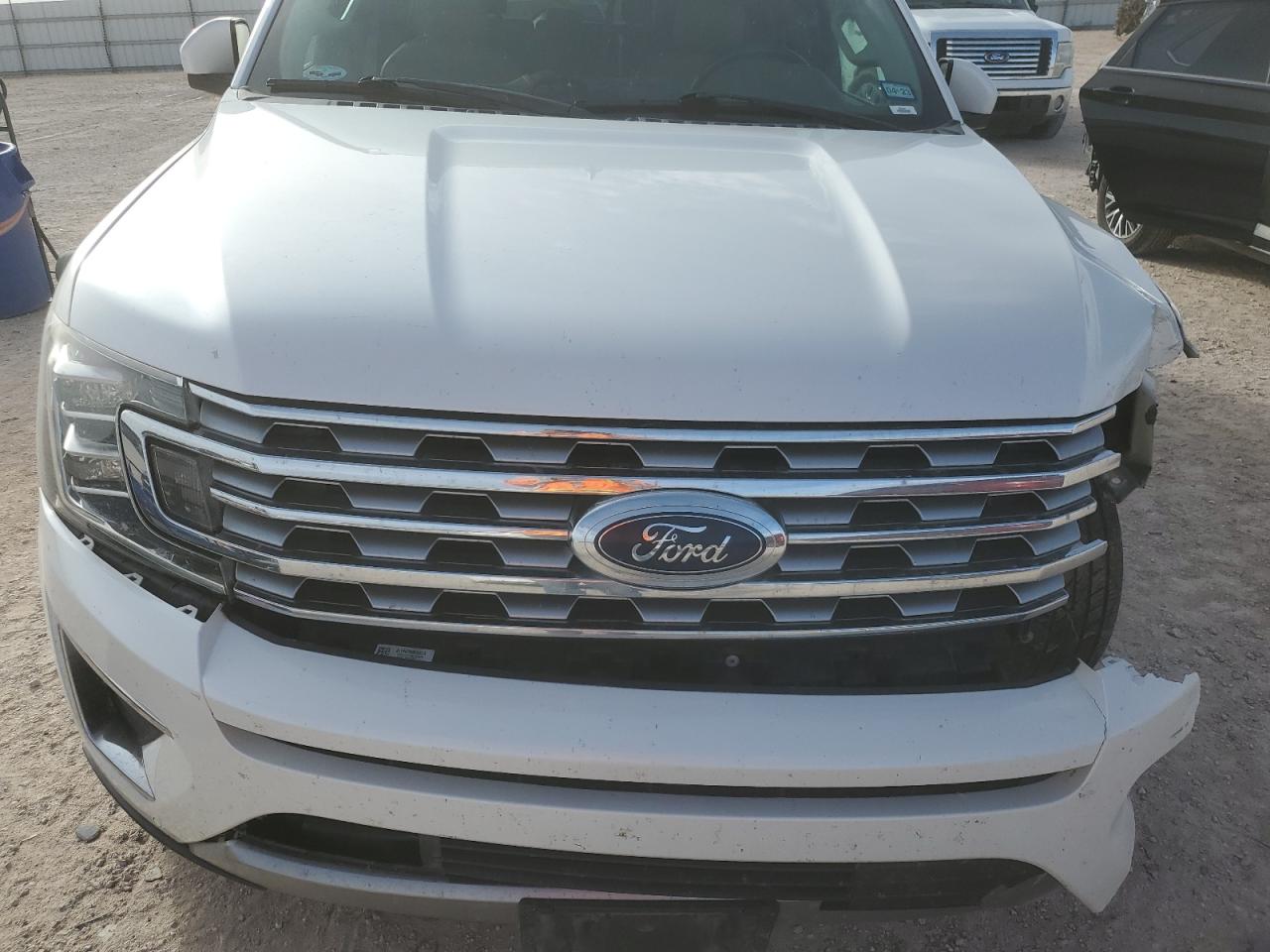 2018 Ford Expedition - Image 12