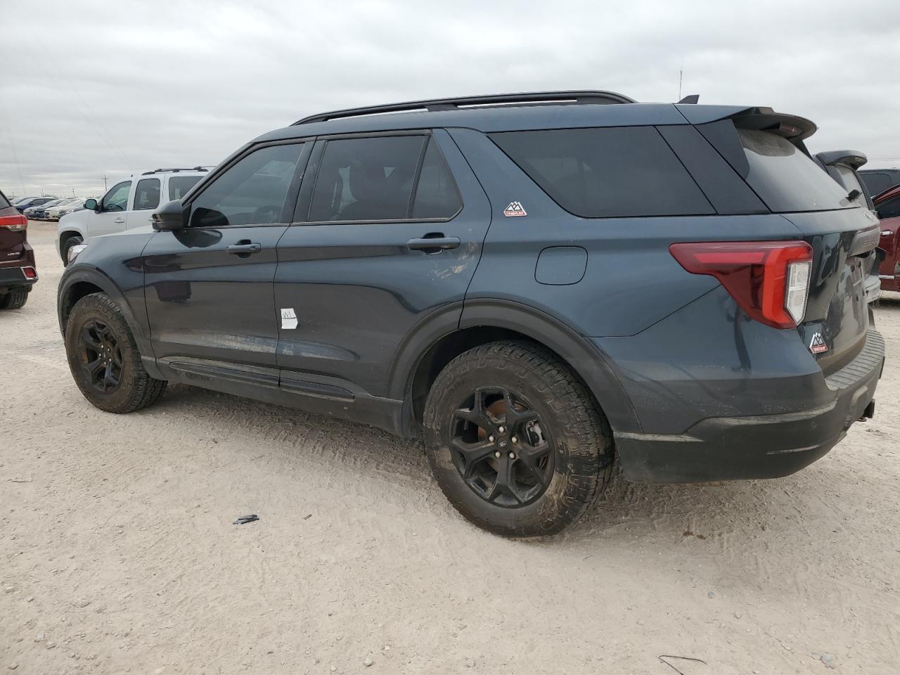2023 Ford Explorer - Image 2