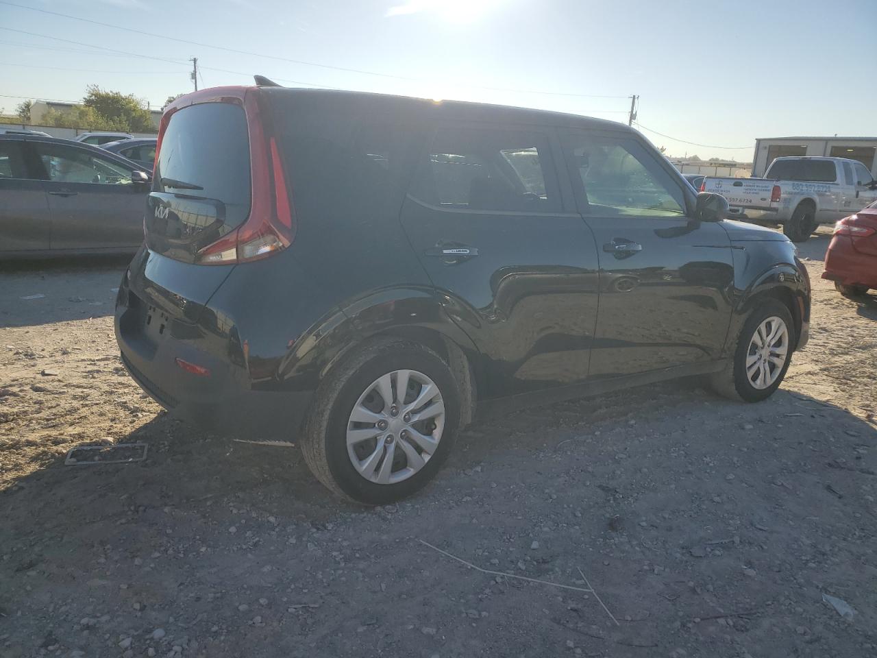 2022 Kia Soul - Image 3