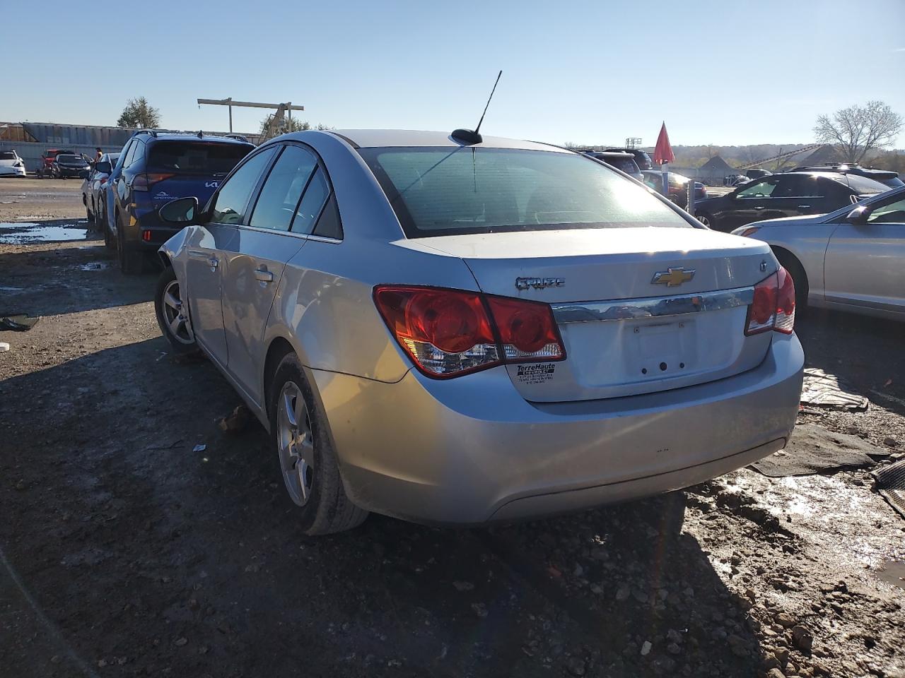 2015 Chevrolet Cruze - Image 2