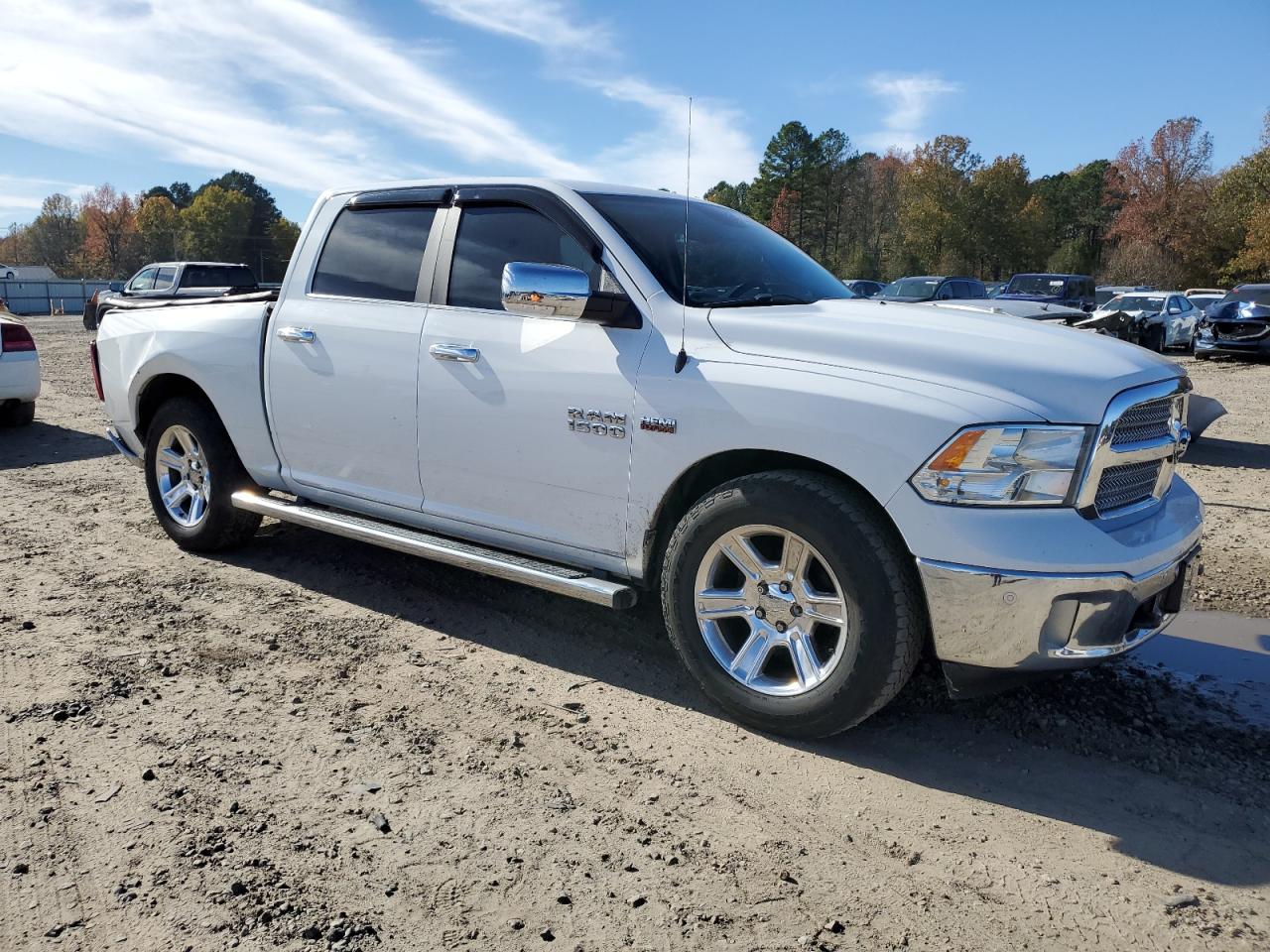 VIN 1C6RR6LT9JS245222 2018 RAM 1500 no.4