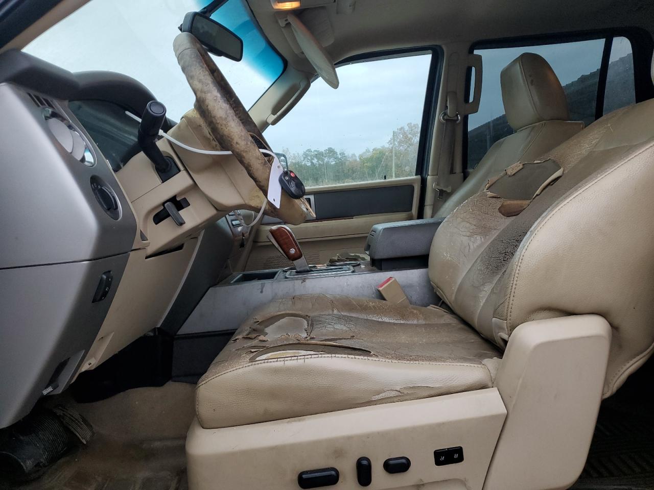 2010 Ford Expedition - Image 7