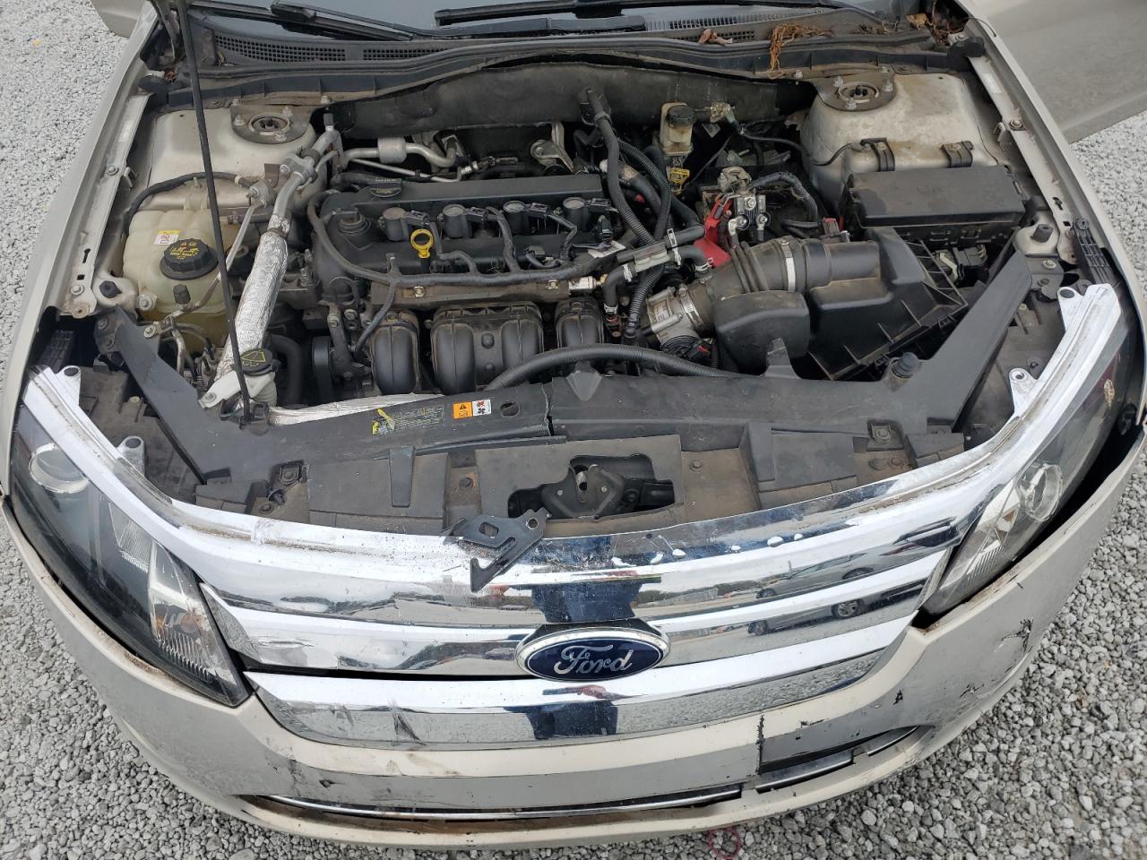 2010 Ford Fusion - Image 11