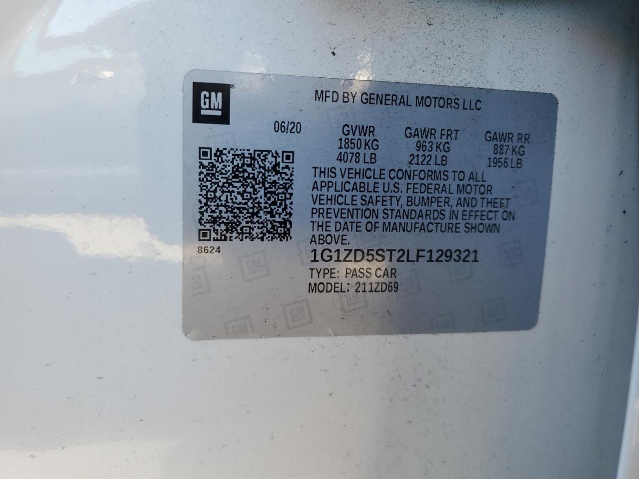 2020 Chevrolet Malibu - Image 12