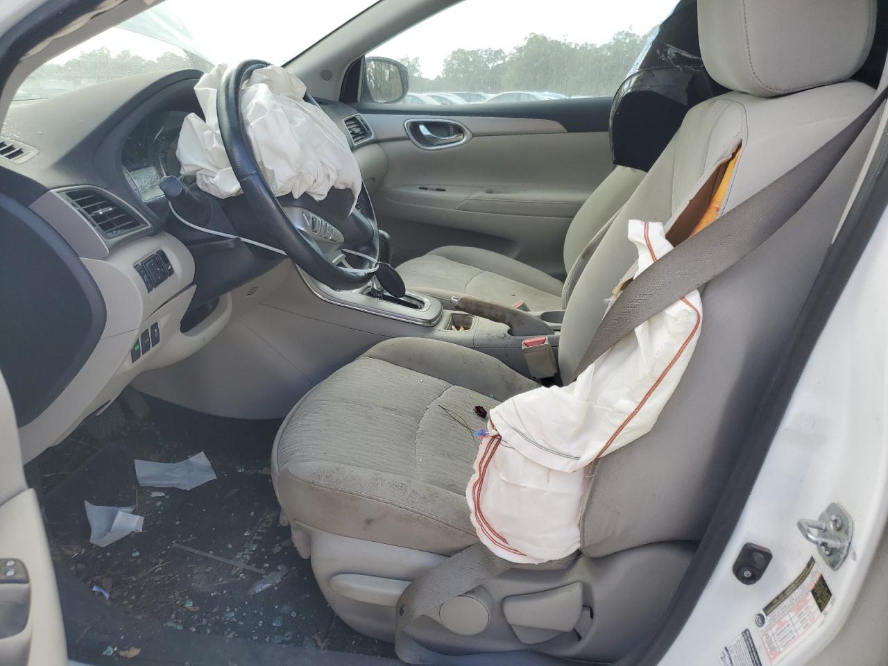 2015 Nissan Sentra - Image 7