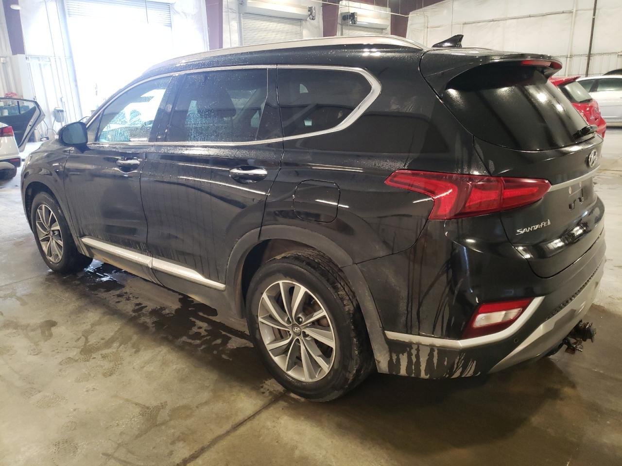 2020 Hyundai Santa Fe - Image 2