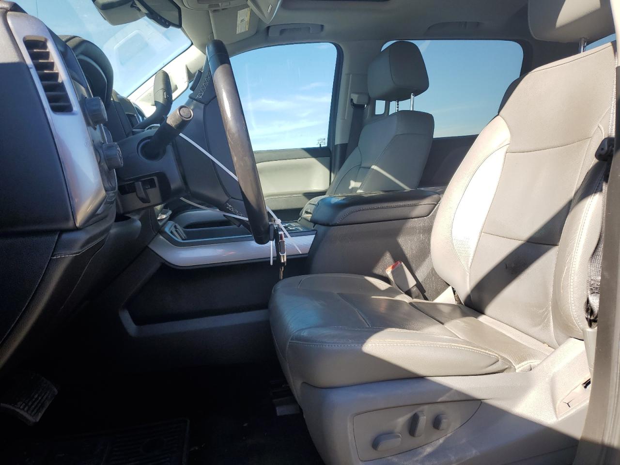 2018 Chevrolet Silverado - Image 7