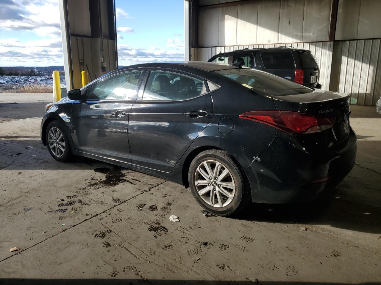 2016 Hyundai Elantra - Image 2