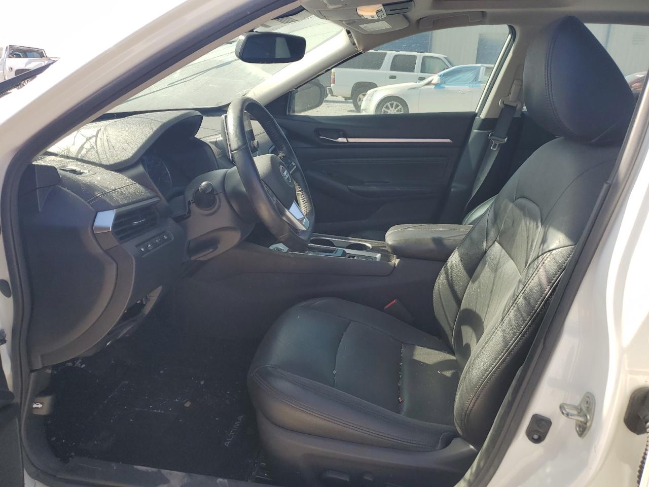 2020 Nissan Altima - Image 7