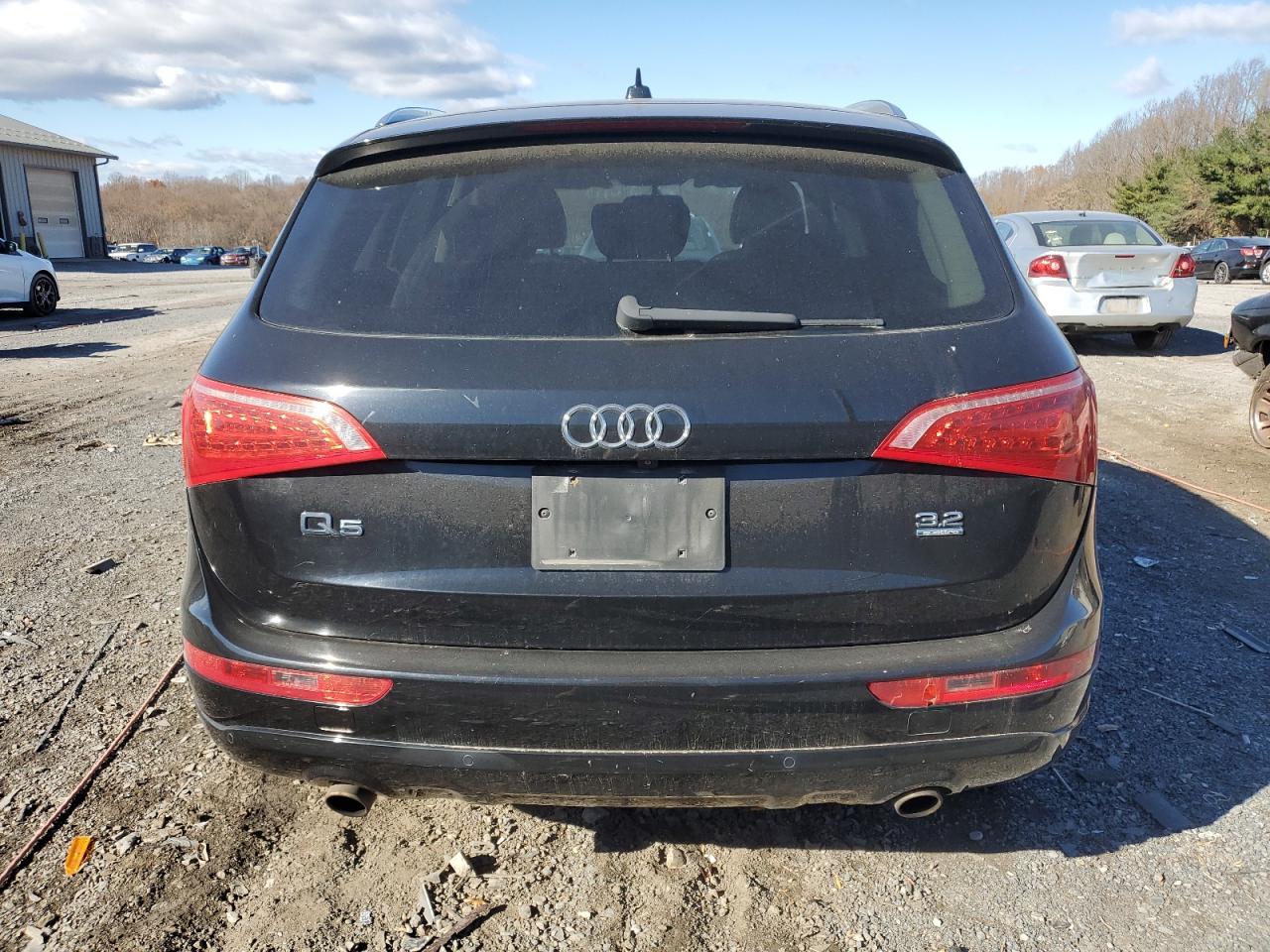 2010 Audi Q5 Premium Plus VIN: WA1LKAFPXAA014883 Lot: 81123284