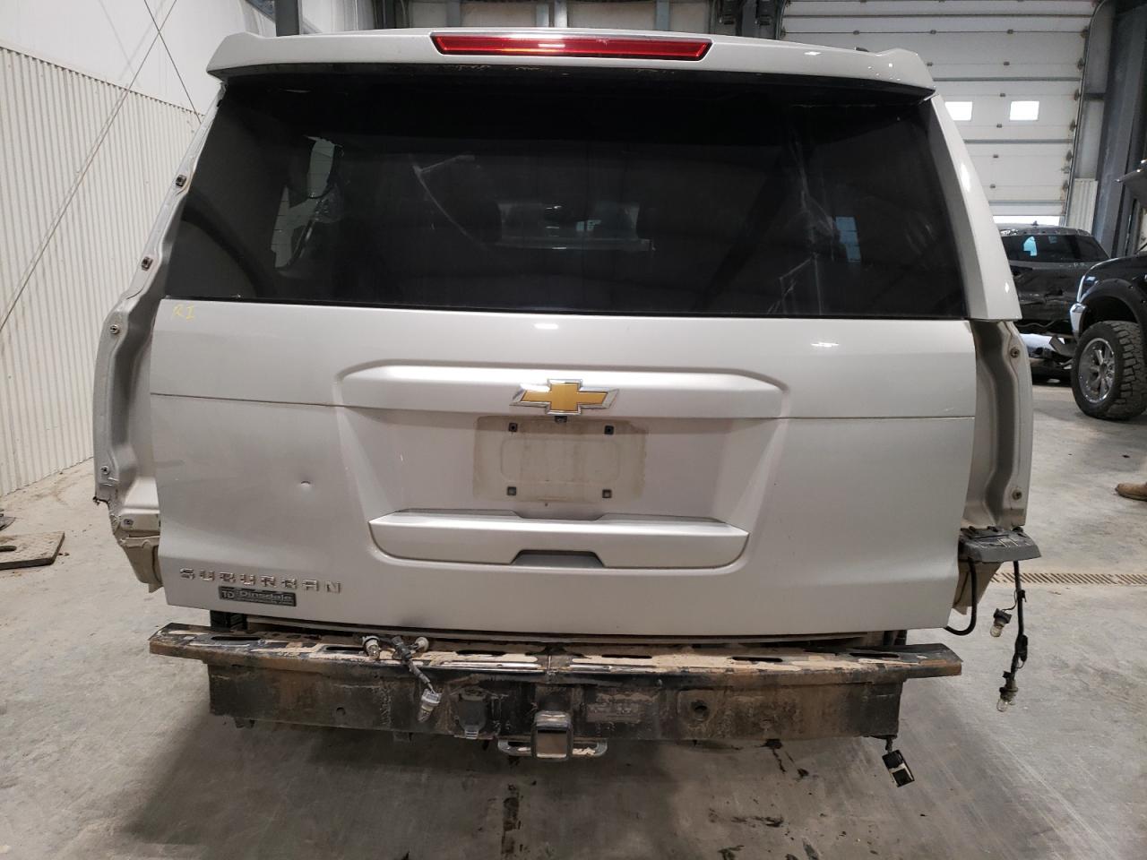 2015 Chevrolet Suburban - Image 6