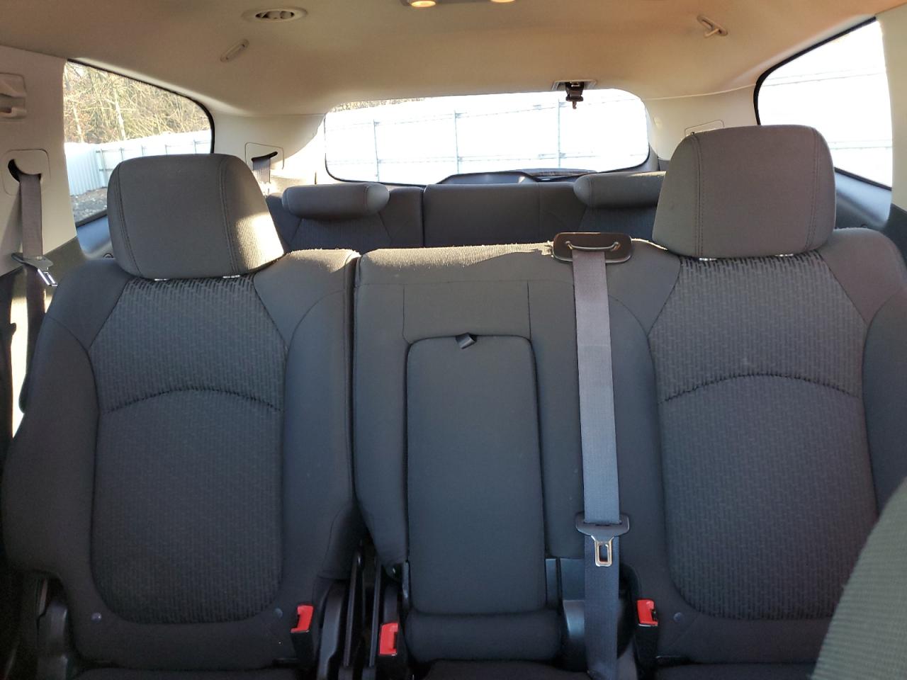 2010 Chevrolet Traverse - Image 10