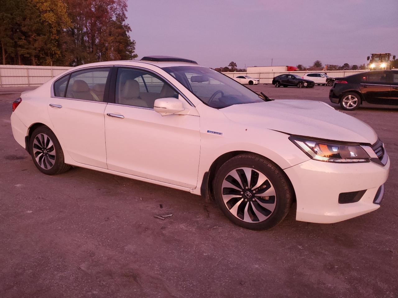 2015 Honda Accord - Image 4