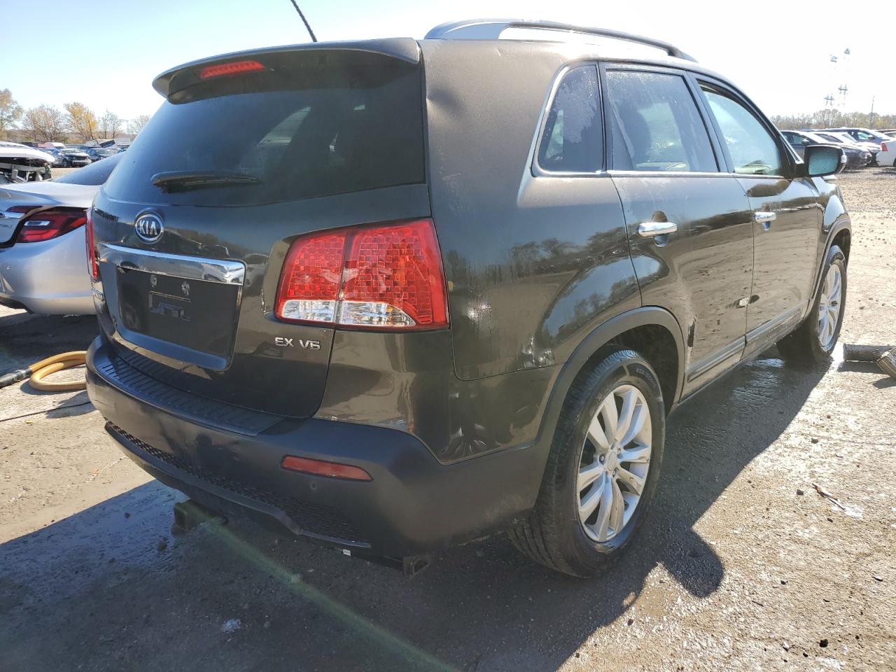 2011 Kia Sorento - Image 3