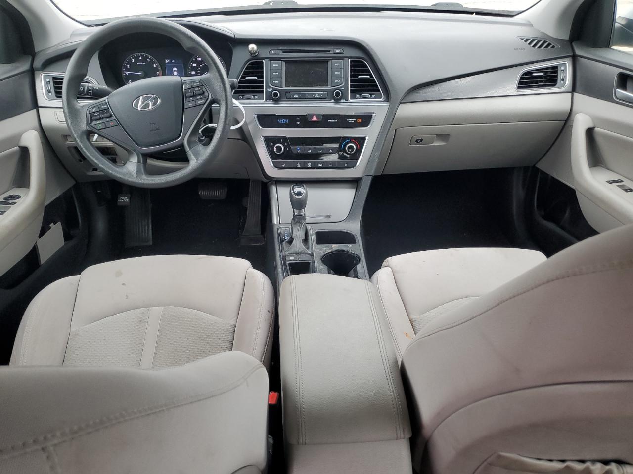 2015 Hyundai Sonata - Image 8