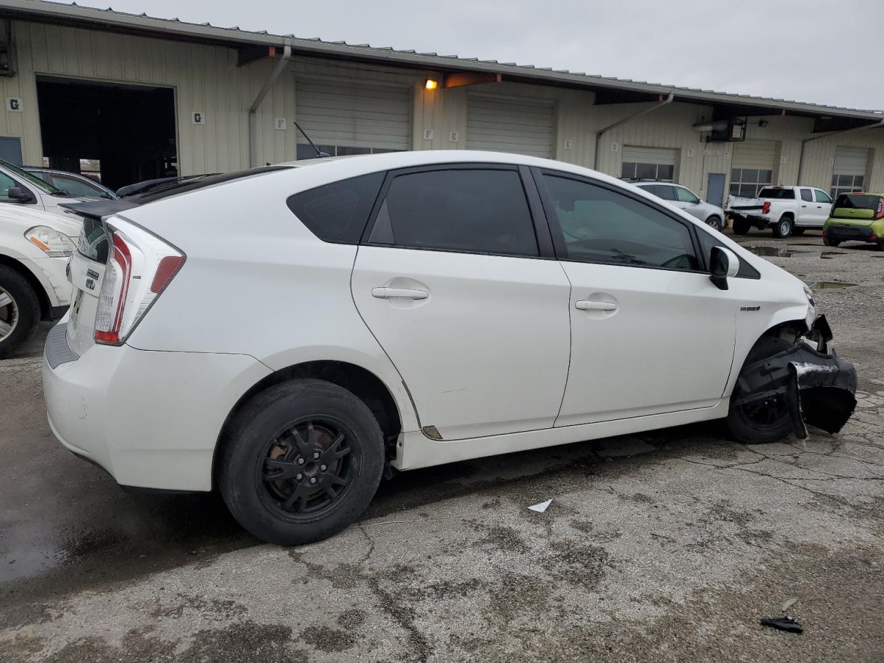 VIN JTDKN3DU5C5433717 2013 TOYOTA PRIUS no.3