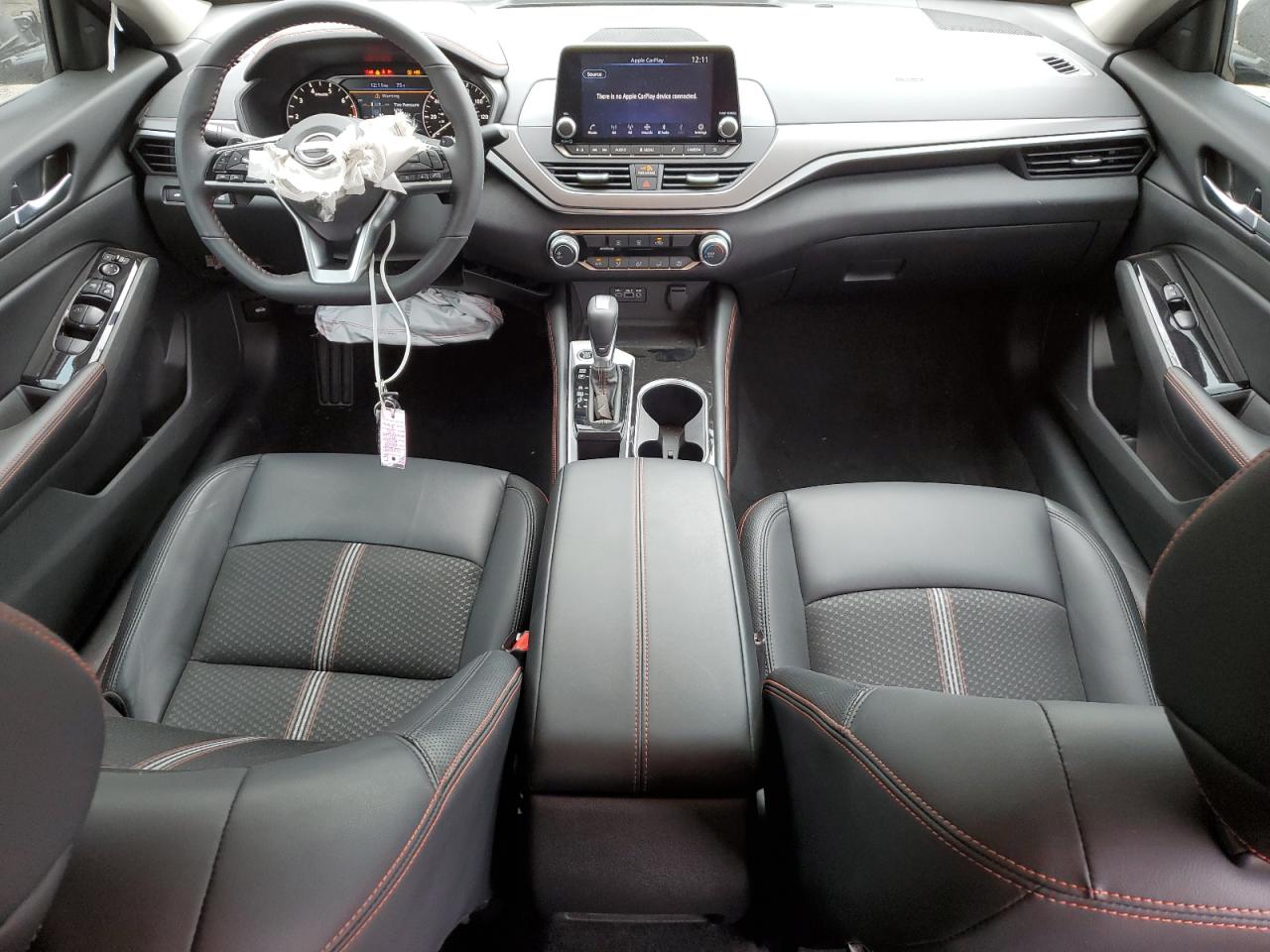 2024 Nissan Altima - Image 8