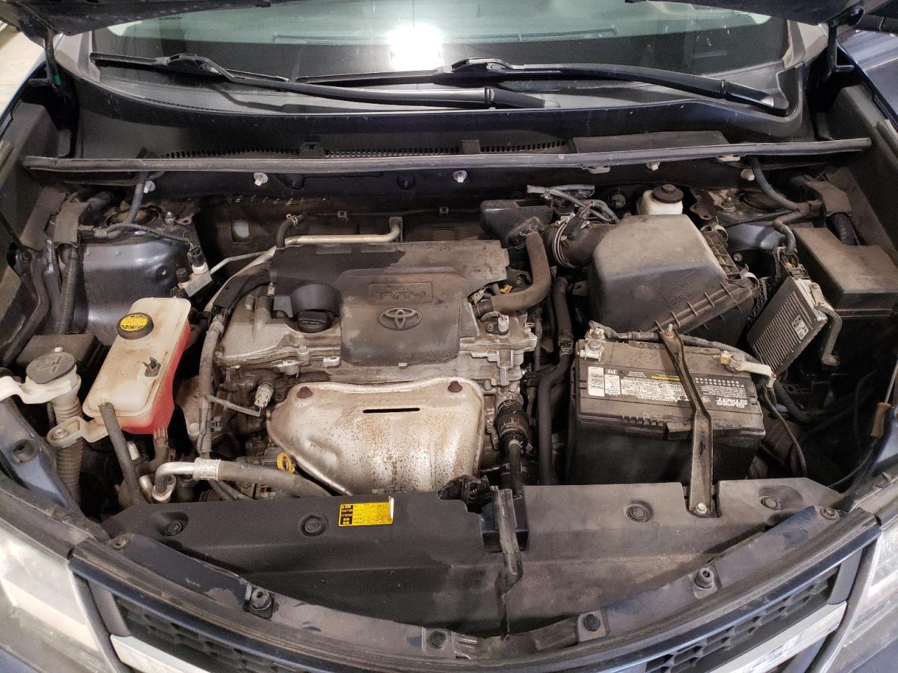 2013 Toyota RAV 4 - Image 12