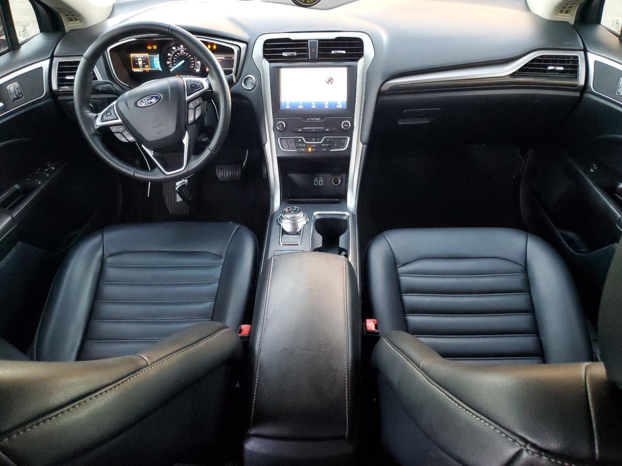 2020 Ford Fusion - Image 8