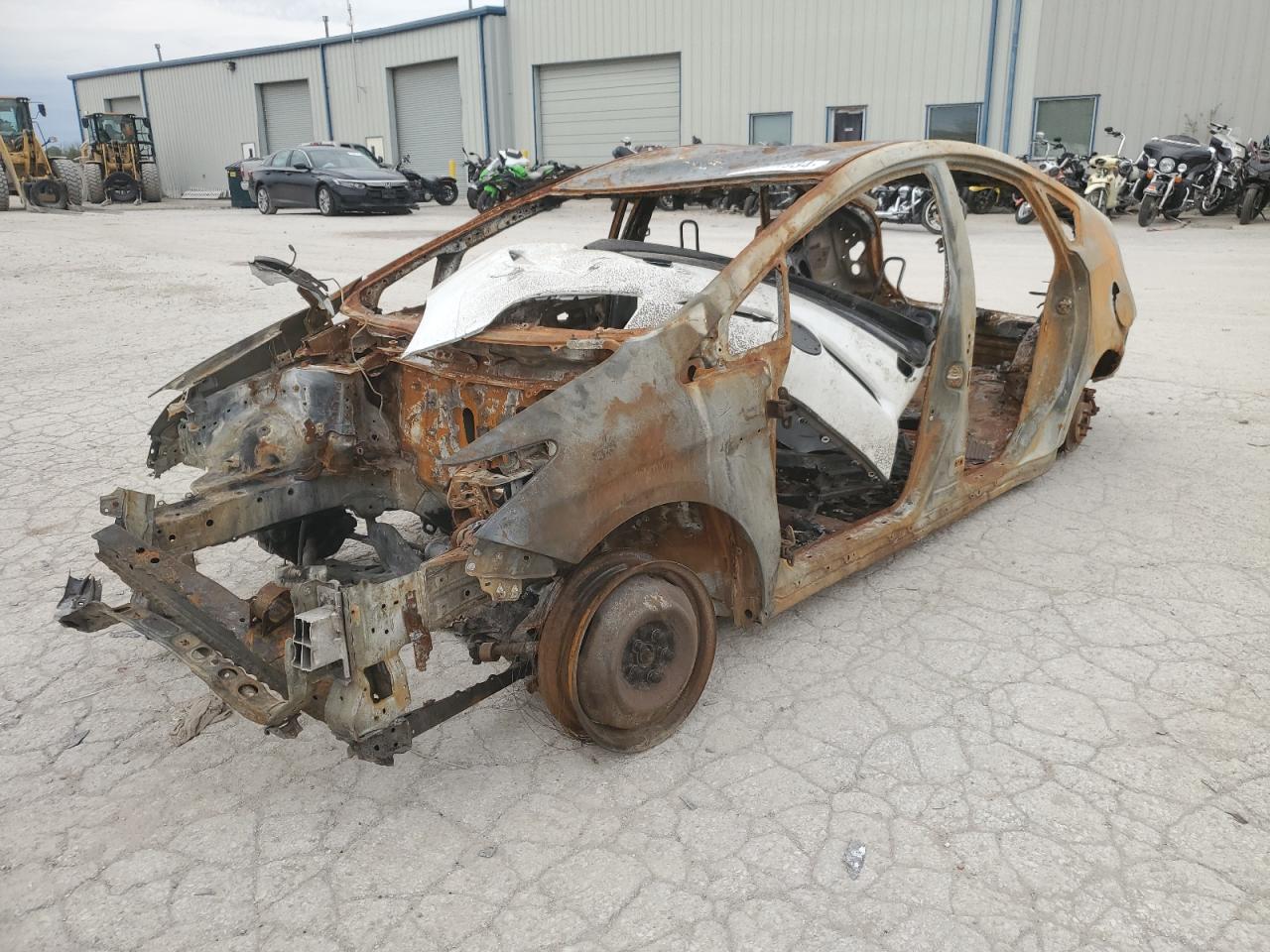2013 Toyota Prius na sprzedaż w Kansas City, KS - Burn