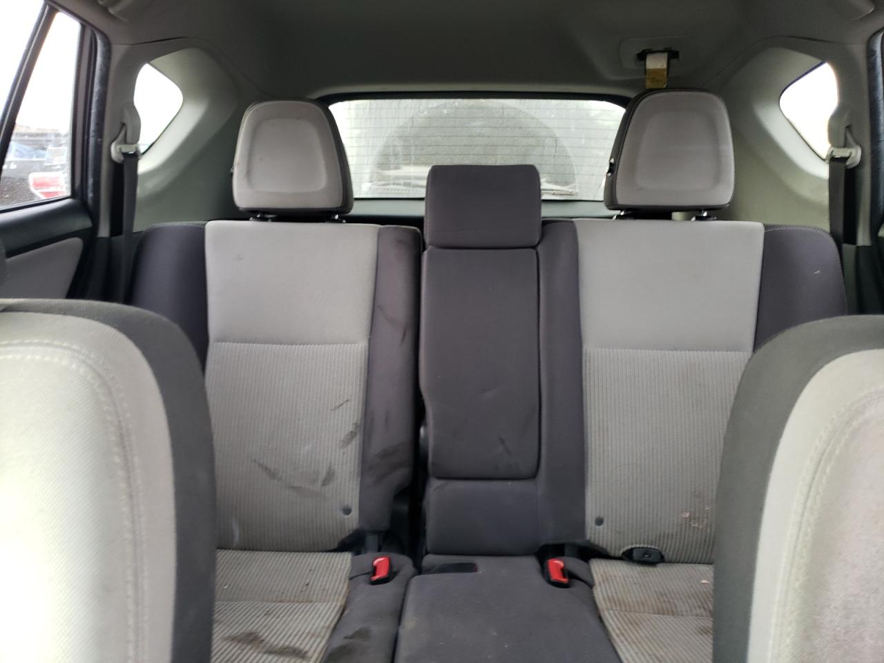 2015 Toyota RAV 4 - Image 10