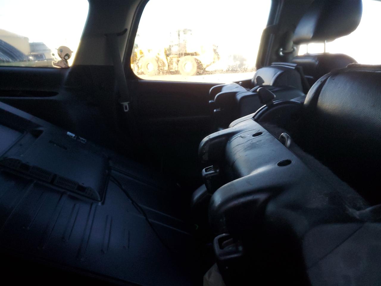 2011 GMC Yukon - Image 11