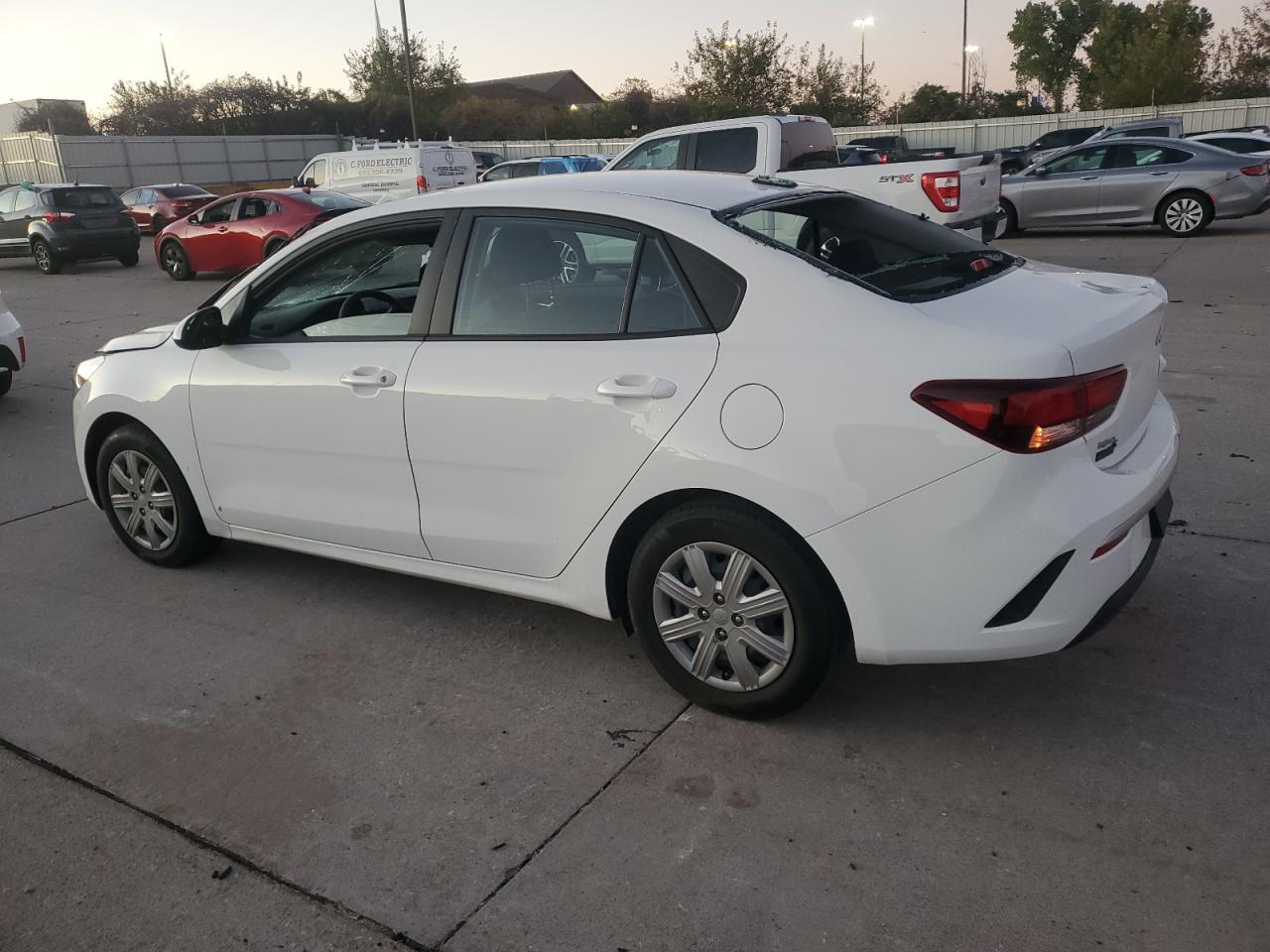 VIN 3KPA24AD4PE575565 2023 KIA RIO no.2