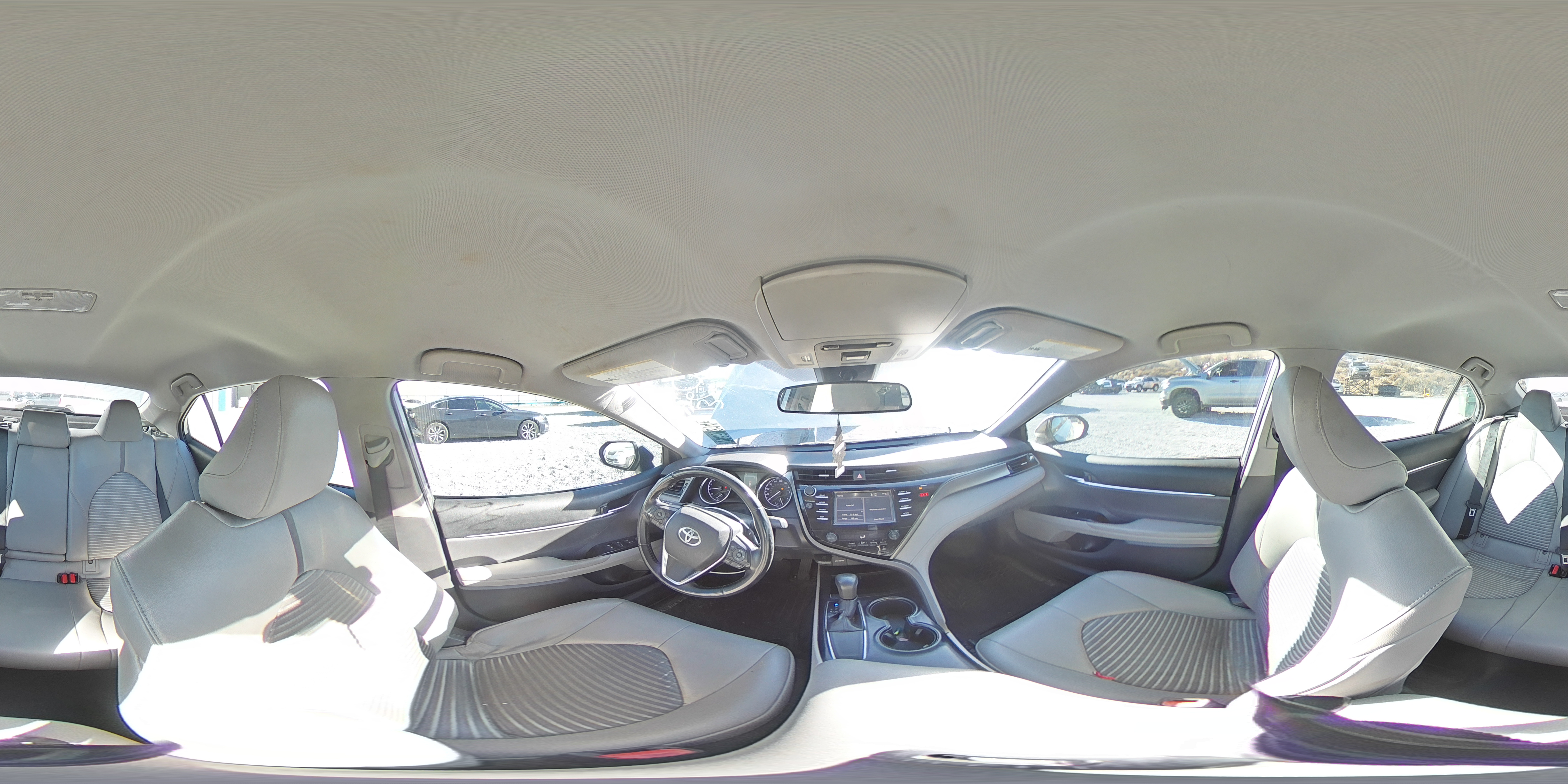 2019 Toyota Camry - Image 12