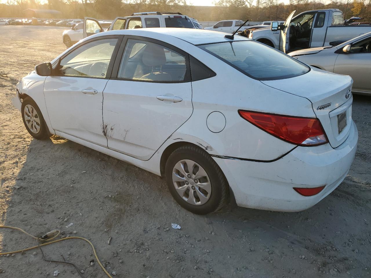 VIN KMHCT4AE7GU079798 2016 HYUNDAI ACCENT no.2