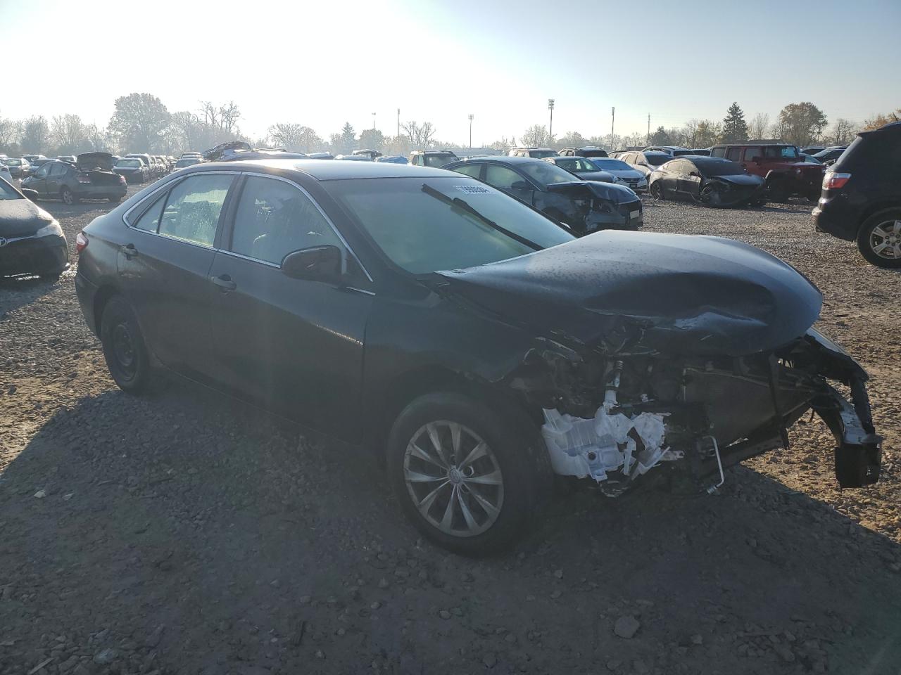 VIN 4T1BF1FK0GU143664 2016 TOYOTA CAMRY no.4