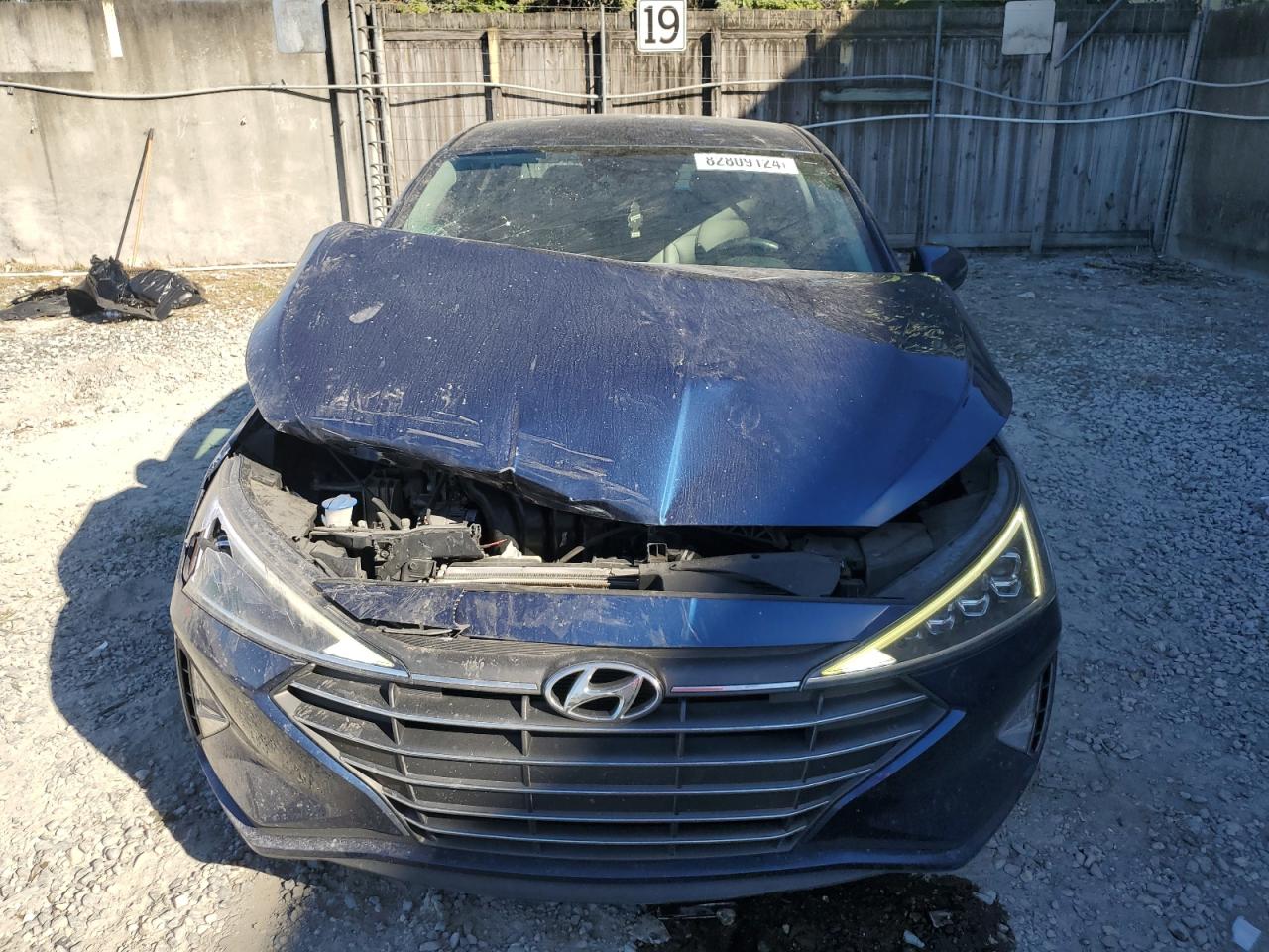 2020 Hyundai Elantra - Image 5