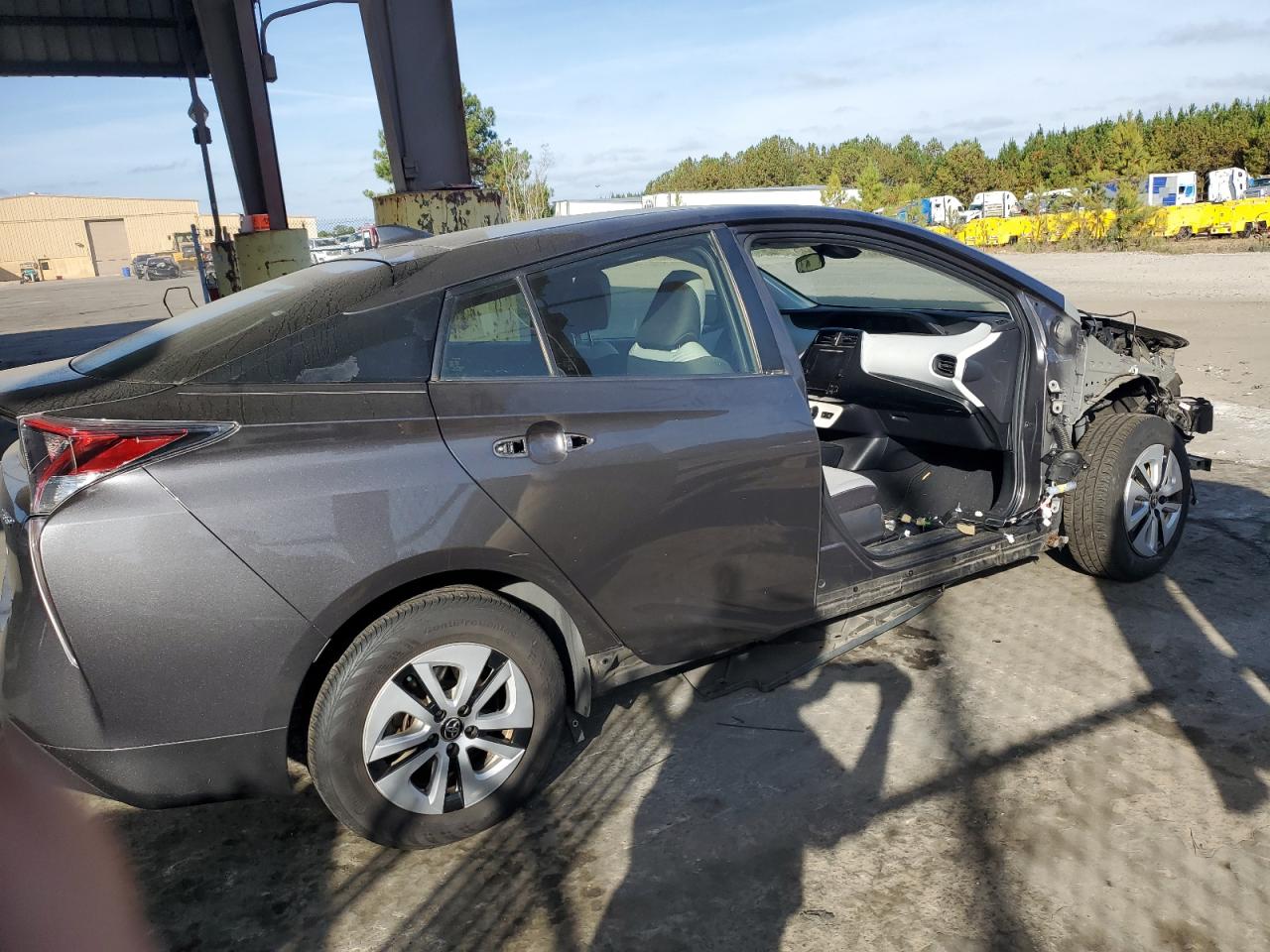 2017 Toyota Prius - Image 3
