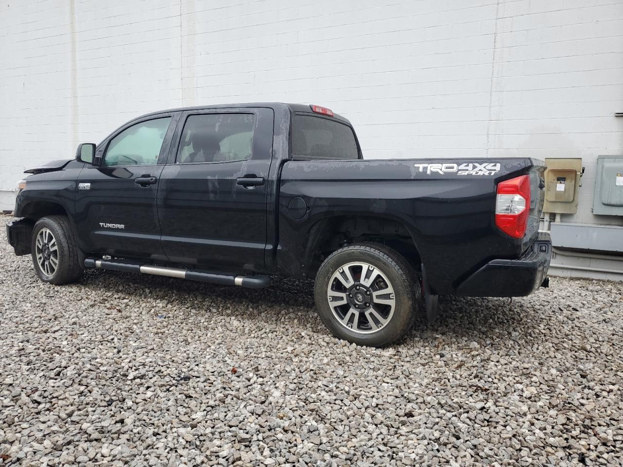 2019 Toyota Tundra - Image 2